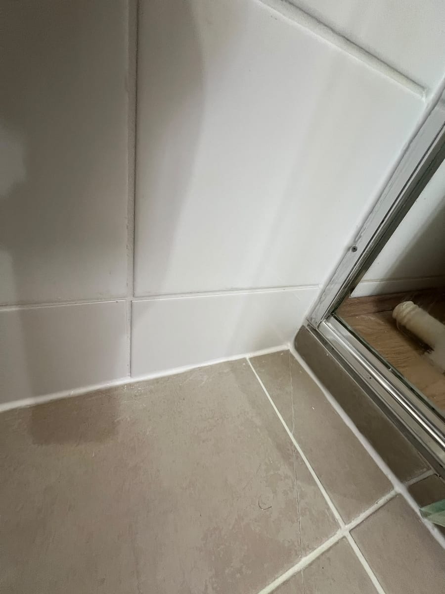 Tile and grout work in Narre Warren